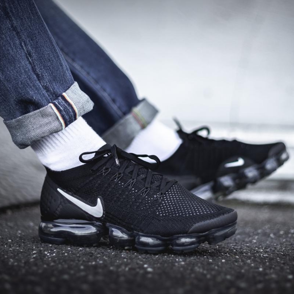 Nike Air Vapormax 2 Black/White - Picture 5 of 6